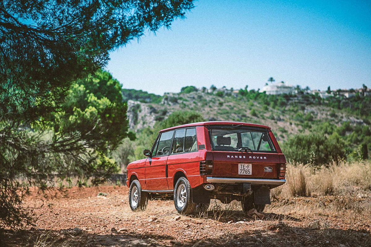 rangeroverclassic_left_rear_1.jpg