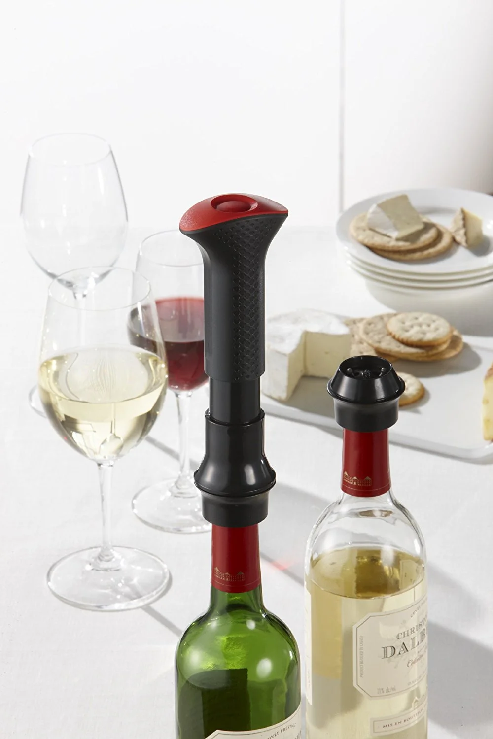 Wine Pump 2 Stoppers 2.jpg