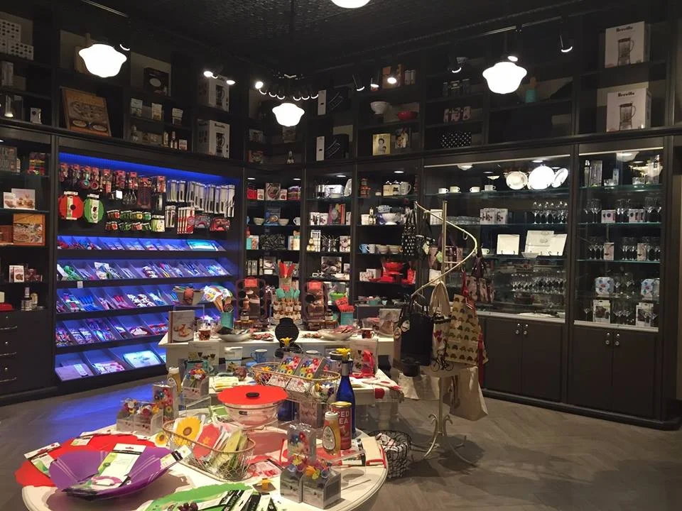 Christmas Shopping Day at La Bonne Cuisiniere