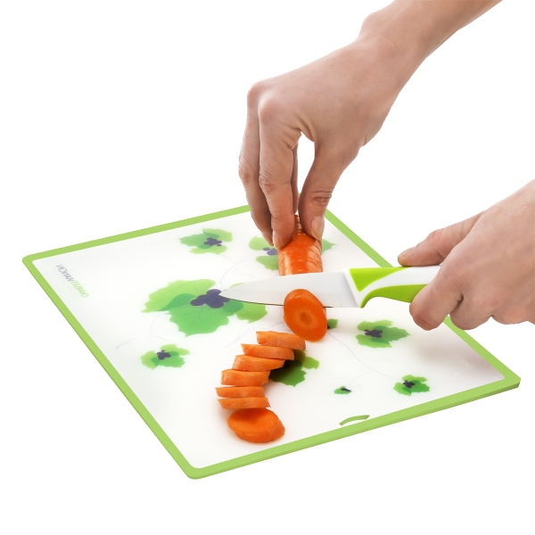 Charles Viancin 6x8 chopping board.png