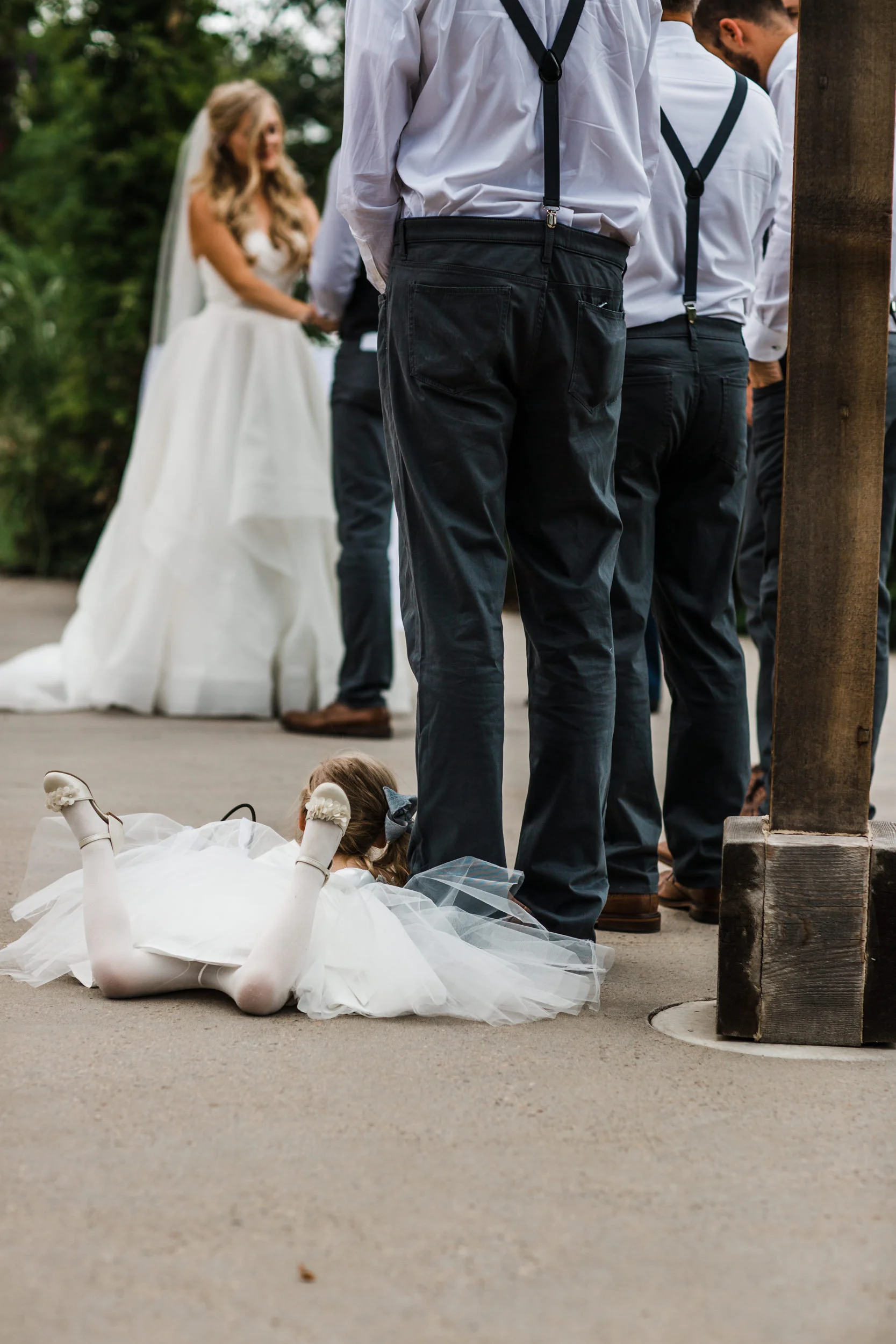 Colorado mountain wedding photographer at Brookeside Gardens wedding ceremony