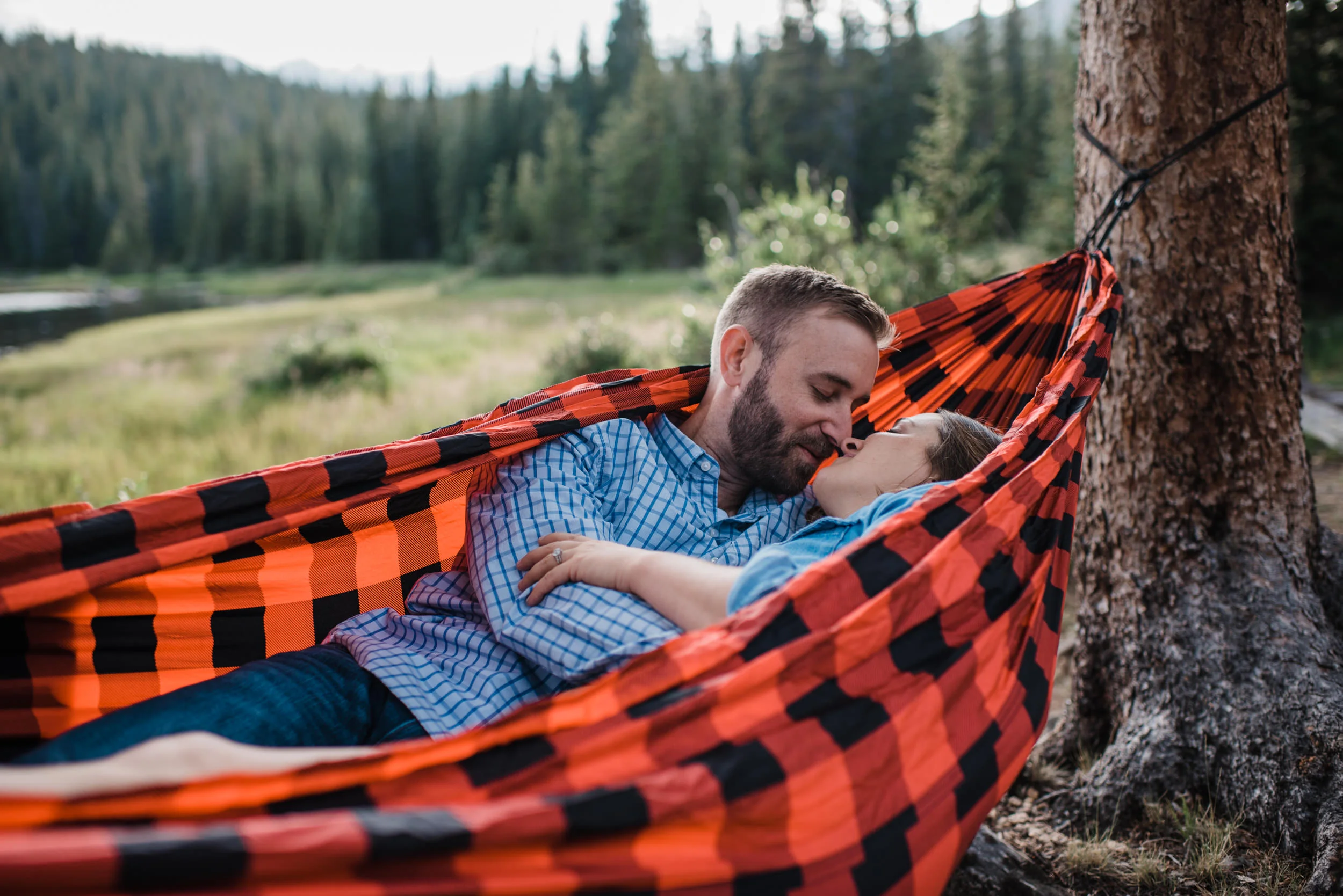 Indian Peaks-Brainard Lake-Colorado Engagement hammock snuggles