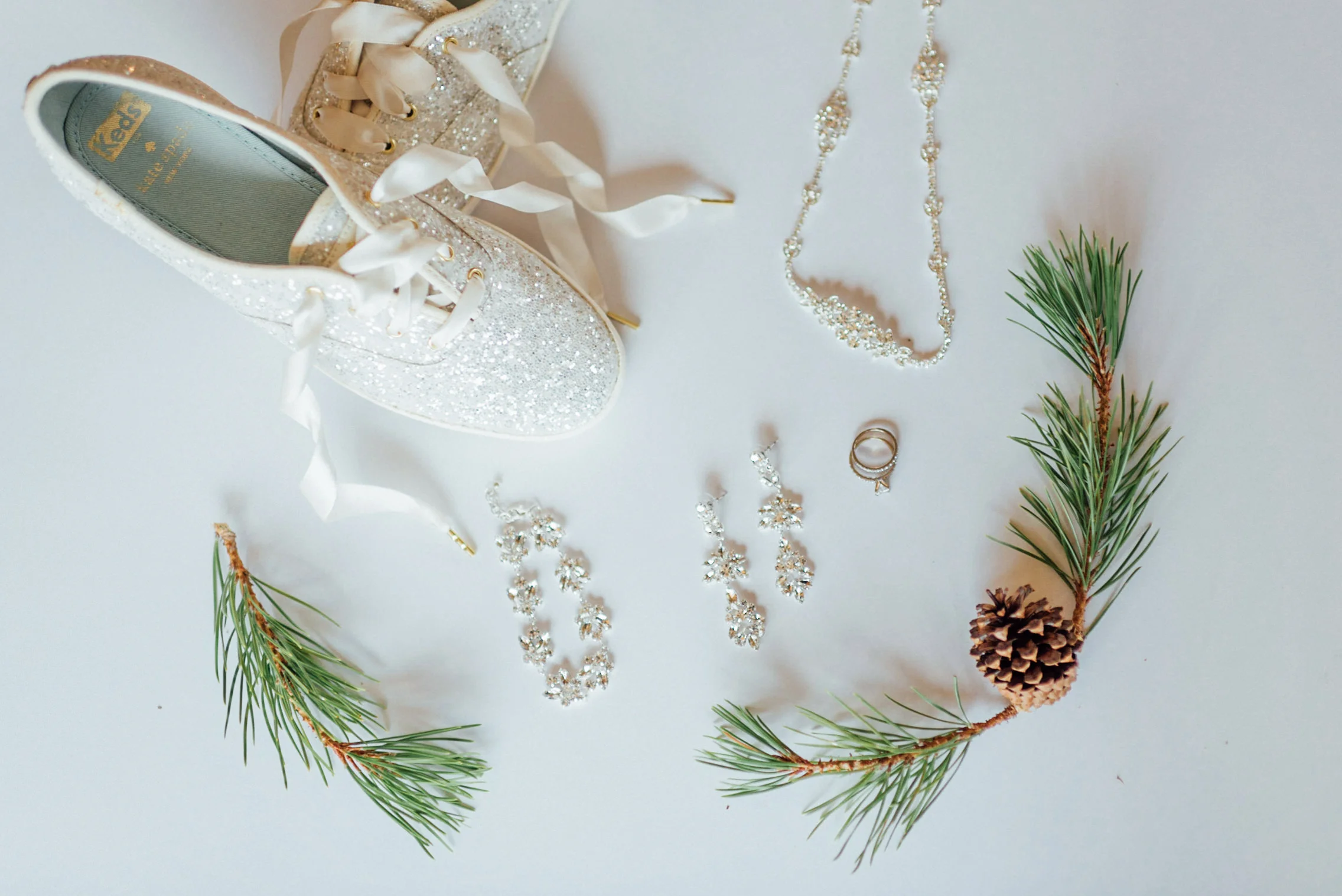Detail gorgeous Keystone, Colorado mountain wedding