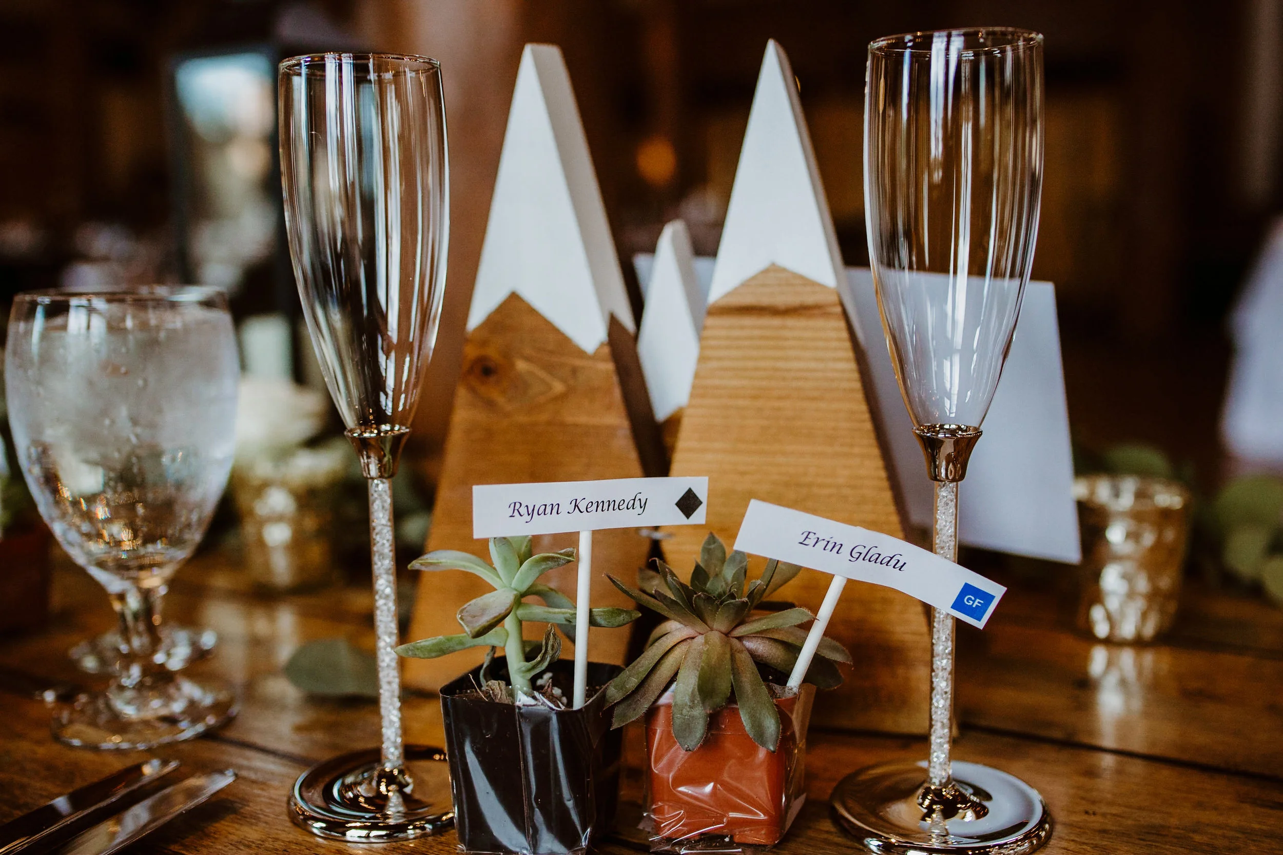 Details at TImber Ridge at Keystone, Colorado mountain wedding