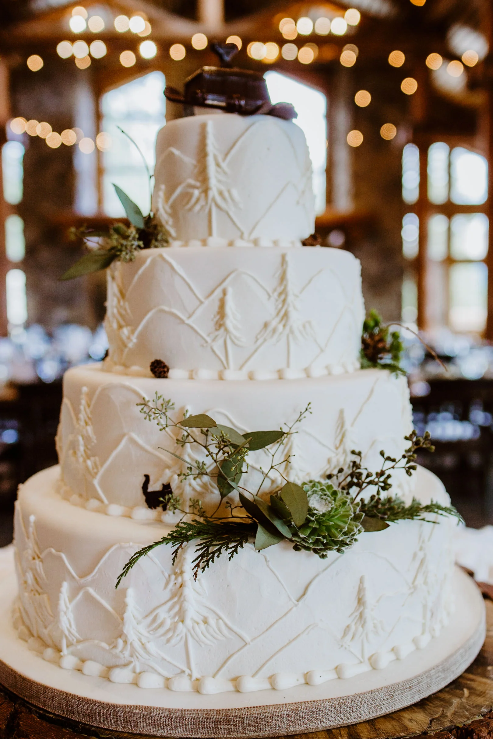 Details at TImber Ridge at Keystone, Colorado mountain wedding