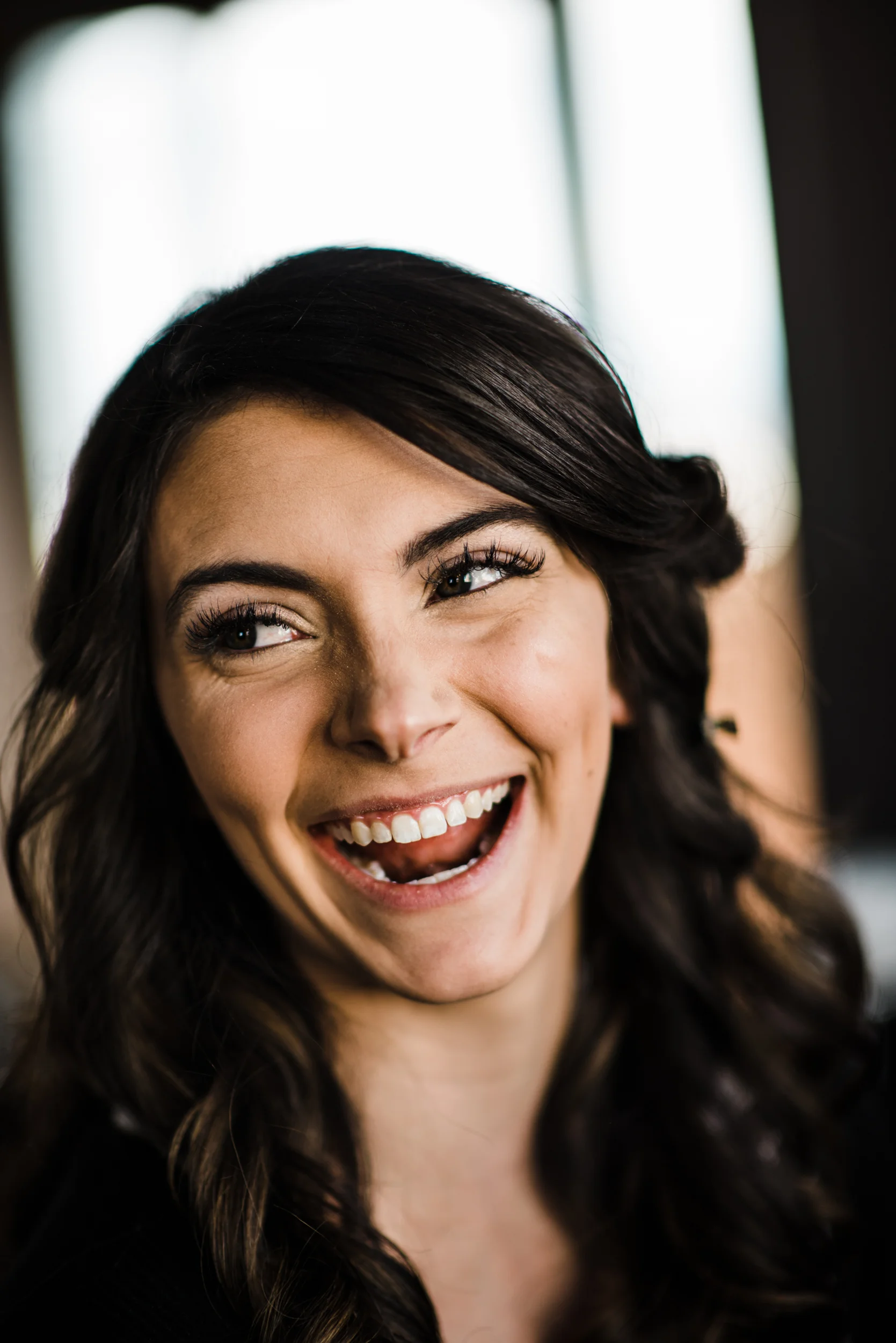 Hiking Elopement Engaegment Hair Makeup Tips_-2.jpg
