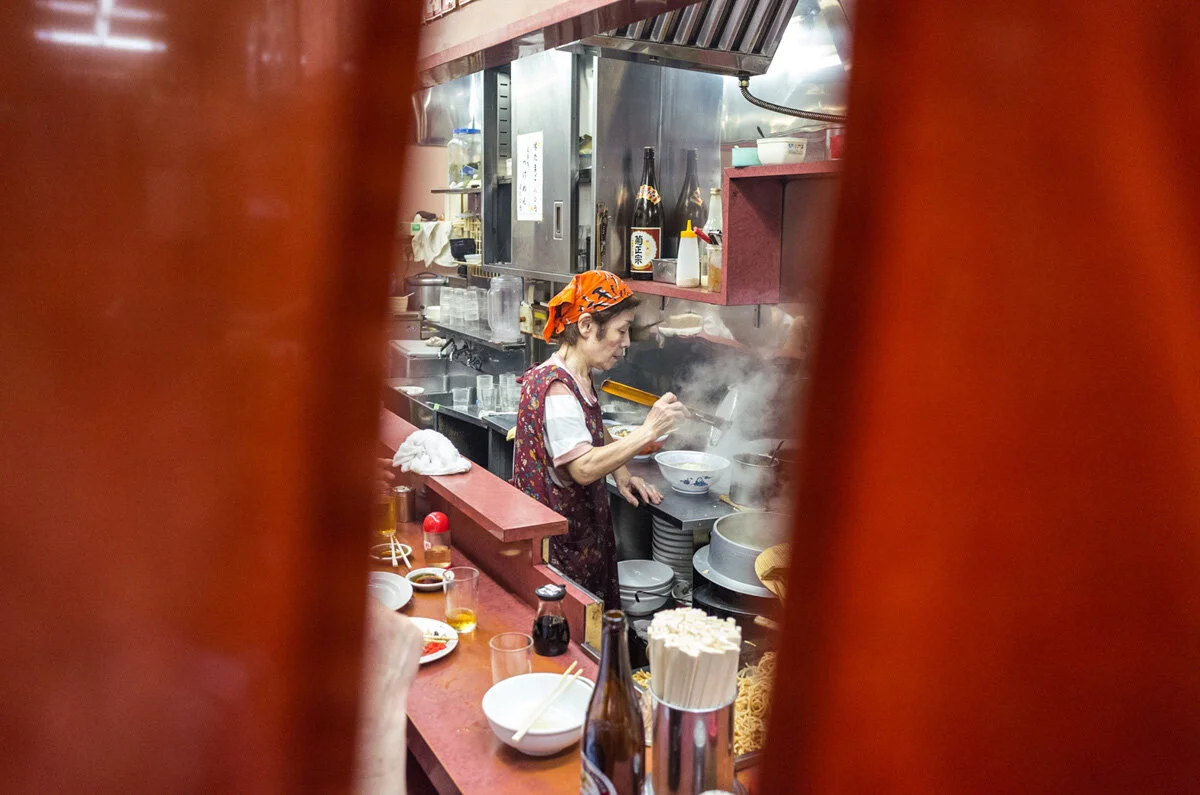 16_DSC_170703_200421-photo-japan-tokyo-shinjuku-noodles-streets.jpg