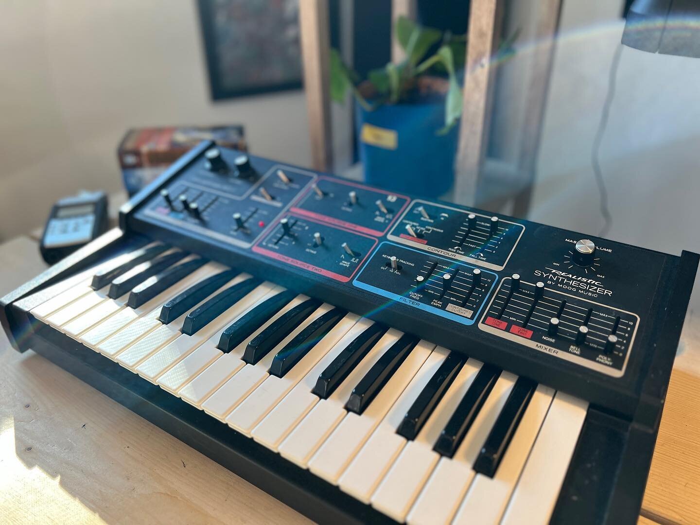 Finished Phase 1 of the Moog Realistic restoration. She&rsquo;s now very clean inside and out. The interior dust covers eventually break down into the dreaded Black Gunk (cool band name), and it was real gross. Swipe to look at some before/after pics