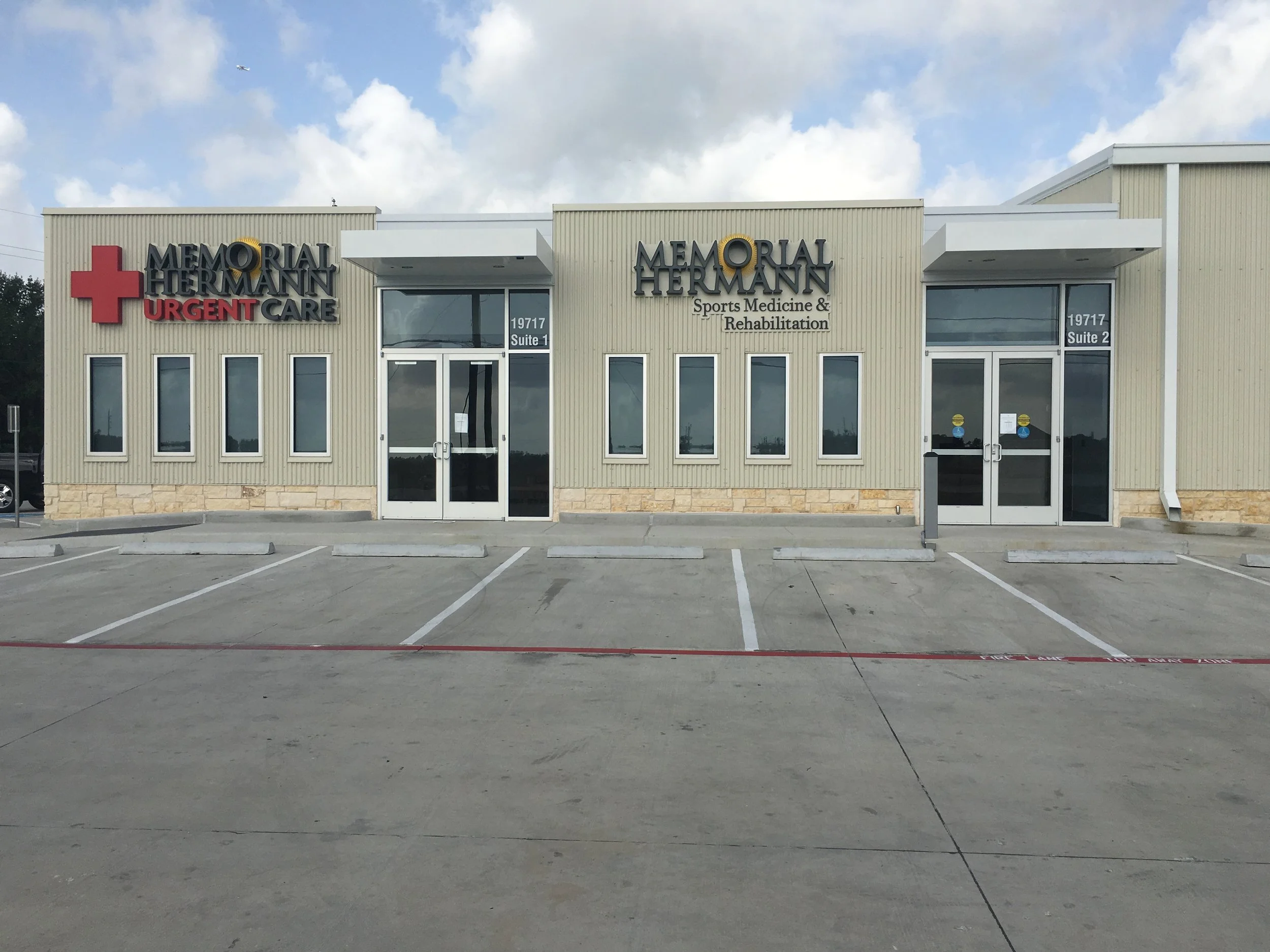 CES North Houston5 - MH Entrances.jpg