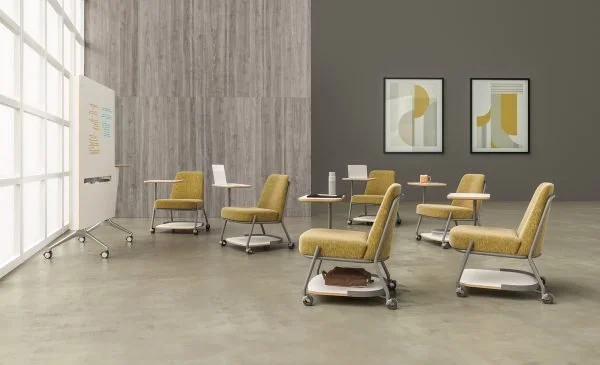 Kuvi Work Lounge 02 LOW.jpg