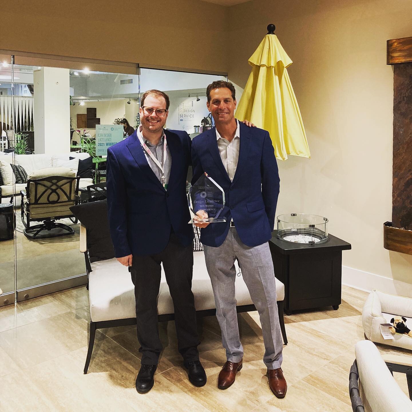 We were honored to accept the ICFA Design Excellence Award last week at the @casualmarketchicago for our Jayne Chaise Lounge for @gensuncasual. Thank you @icfa08 

#casualmarket #outdoorfurniture #outdoorfurnituredesign #awardwinningdesign #furniture