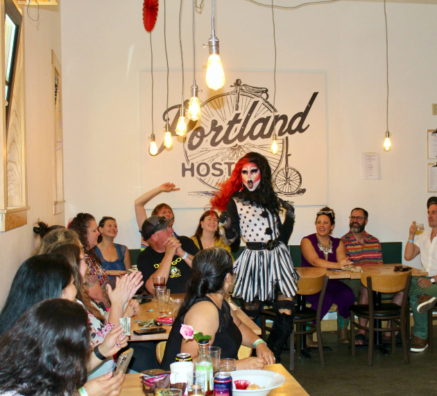 A Very Hostel Holiday Festive Drag Brunch