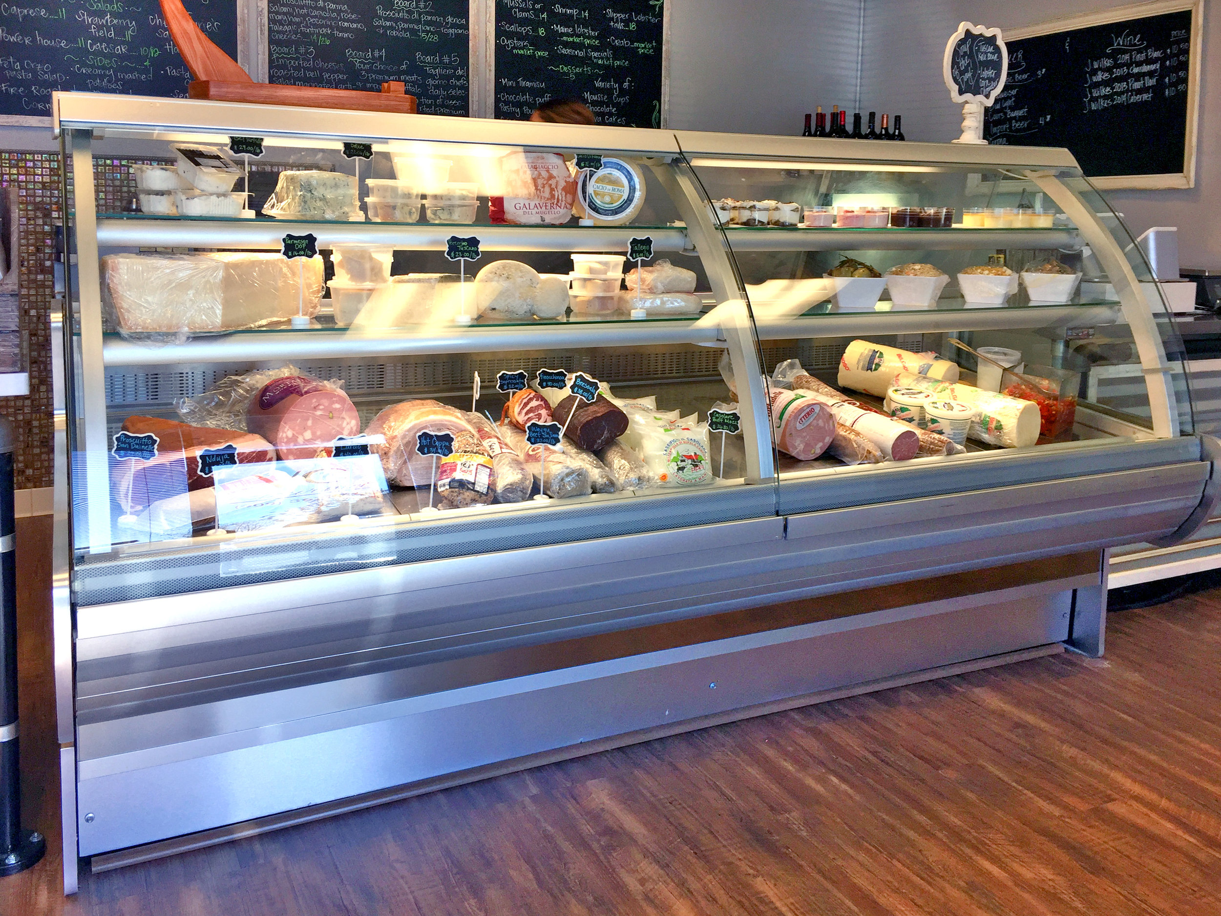 Deli-Case2.jpg