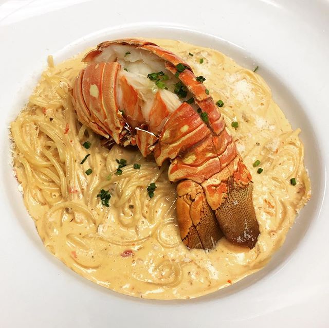New creation tonight, BOMBA PASTA with lobster tail!
#vcgourmet #instagood #inlandempire #easthighland #redlands #highlandca #iefoodie #inlandempireexplorer #forkreport #chefmode #ForTheChefs #chefsofinstagram #chefsoninstagram #LAchefs #lafoodies #cheflife #eaterla #latimesfood #zagat #EatMunchies #spoonfeed #foodbeast #thisisinsider #insiderfood #eatfamous #buzzfeast #visitcalifornia #mychefstable