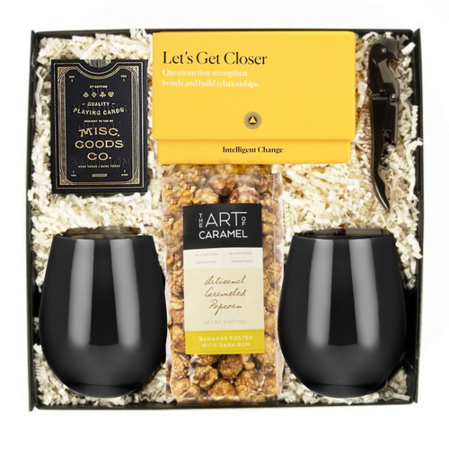 new-year-celebration-gift-box-2024-merakigold.png