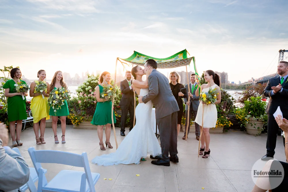 Johanna & Daniel's wedding at Giando on the Water in Williamsburg, Brooklyn