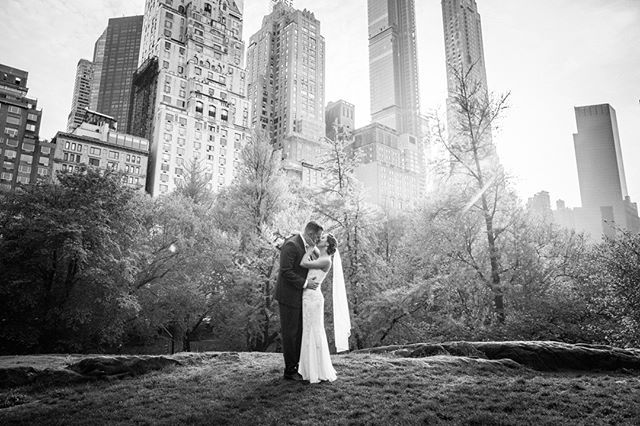 NYC is a romance all it's own. What better place to get married? .
.
Wedding planning: @acentralparkwedding
#fotovolida #centralparkwedding #fotovolidaweddingphotography #marriedinnyc #marriedinny #elopeinny #nycwedding #elopementphotographer #elopem