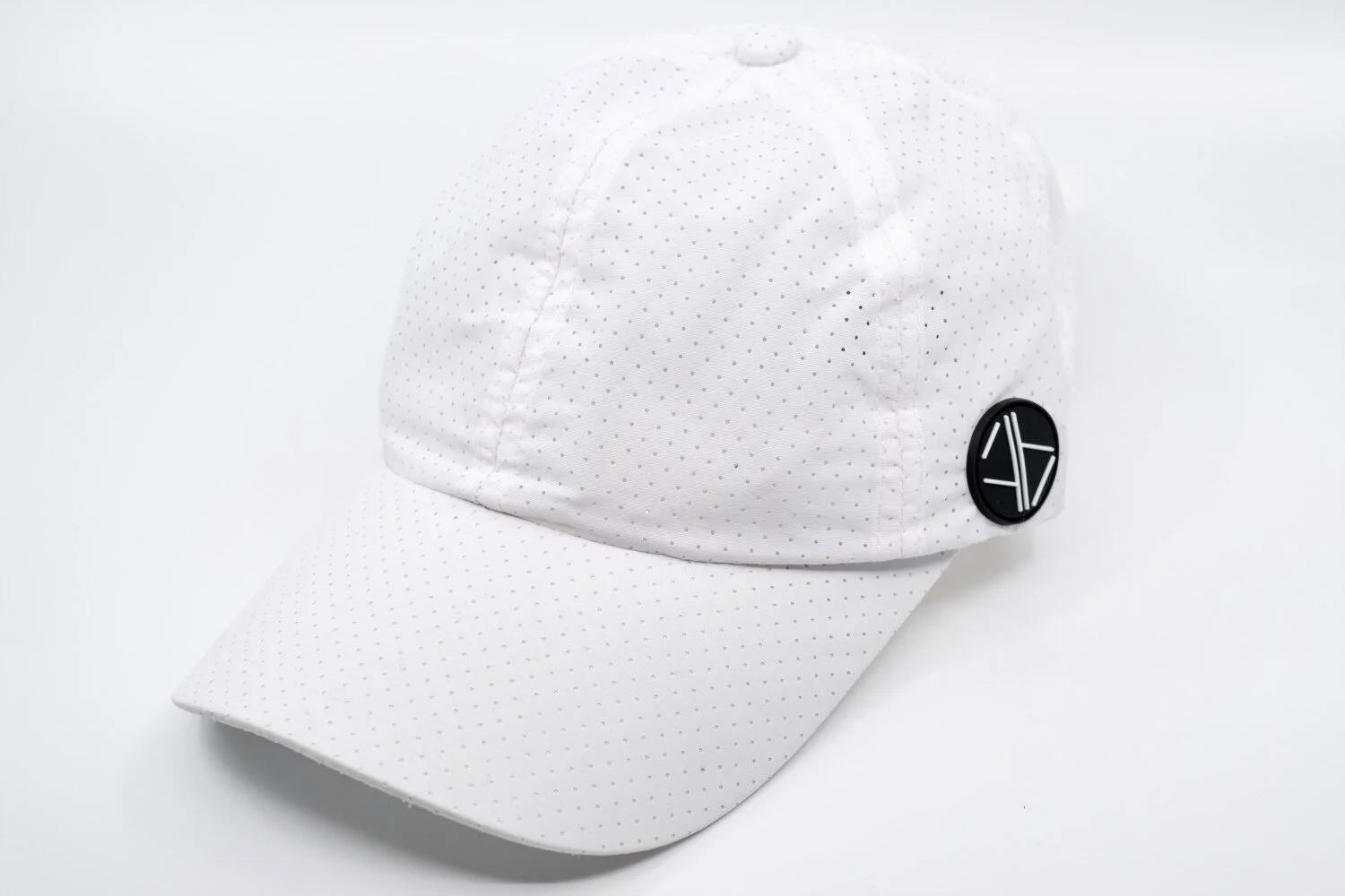 SignatureWhite_002.jpg