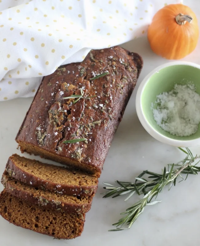 Oh my yummmmm.....I may need to make another loaf after I post this! 
