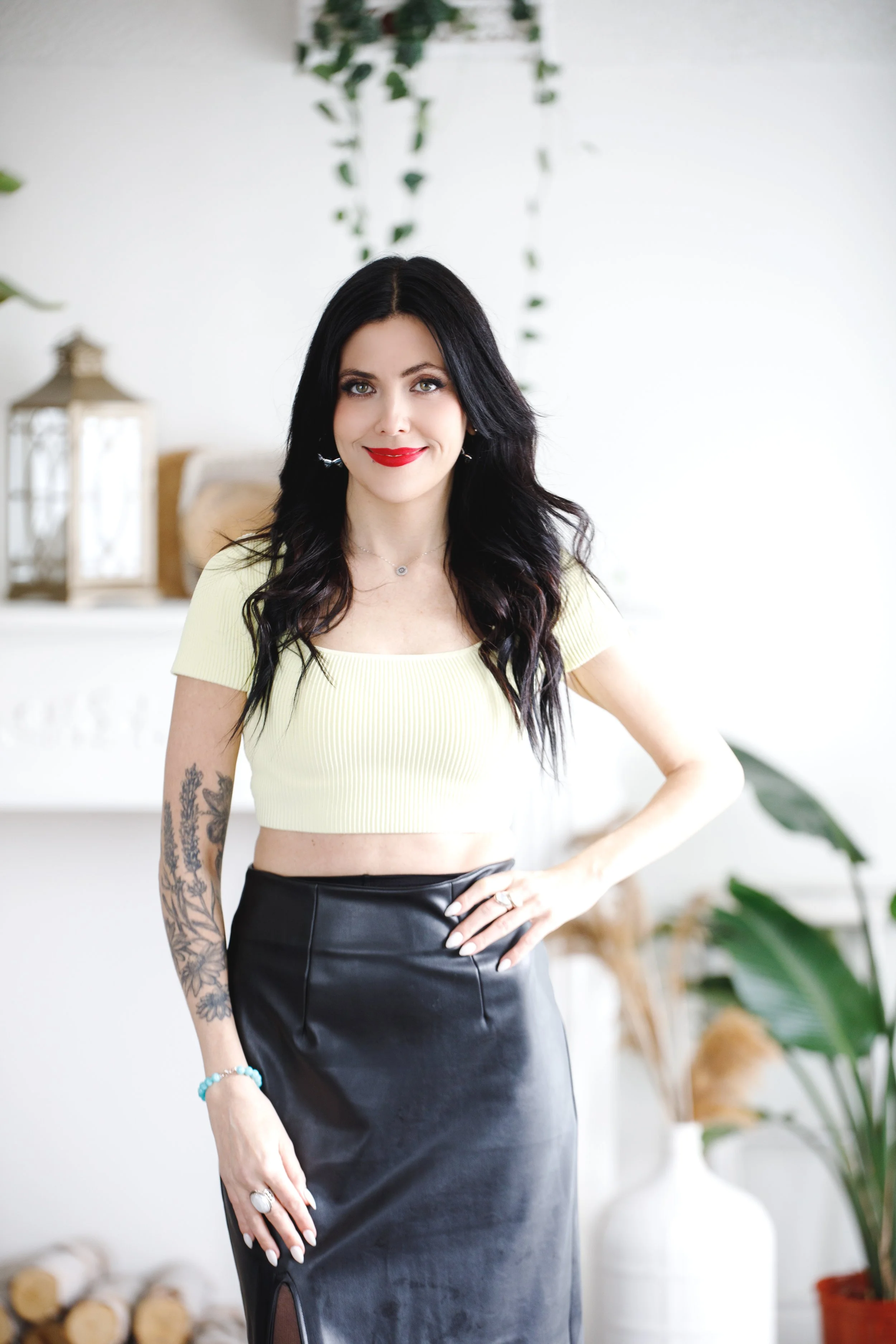 Ashley Short, Certified Holistic Nutritionist and Clinical Herbalist