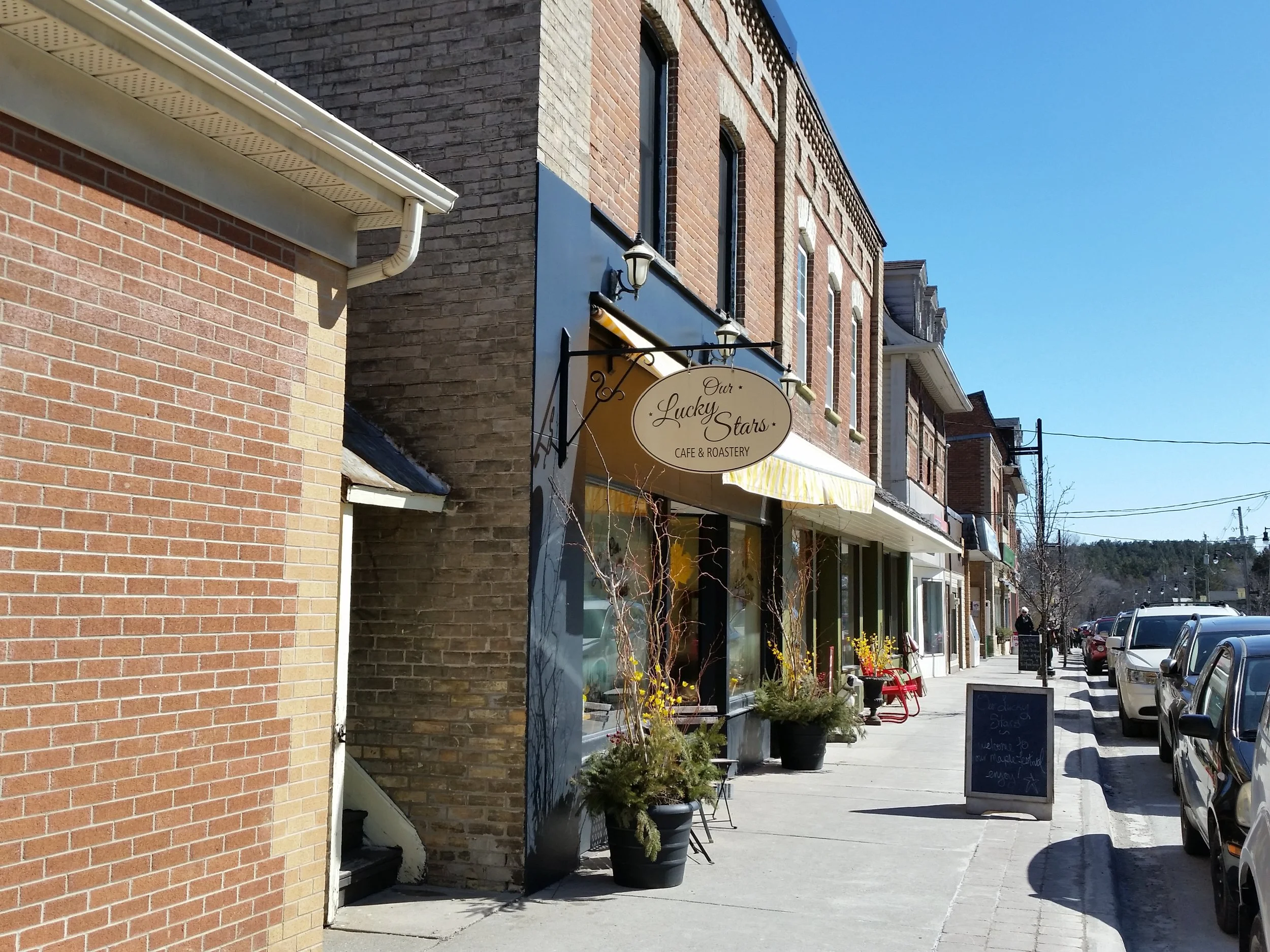 The picturesque main street of Warkworth, Ontario.