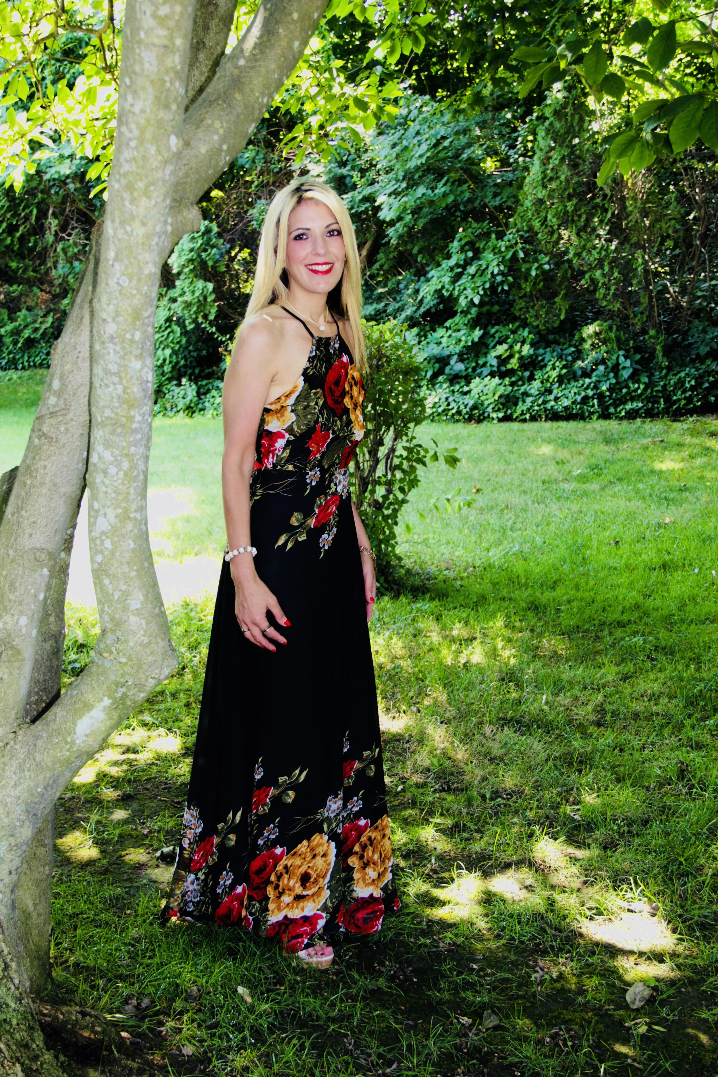 My dress is from Shein and you can find it here . 