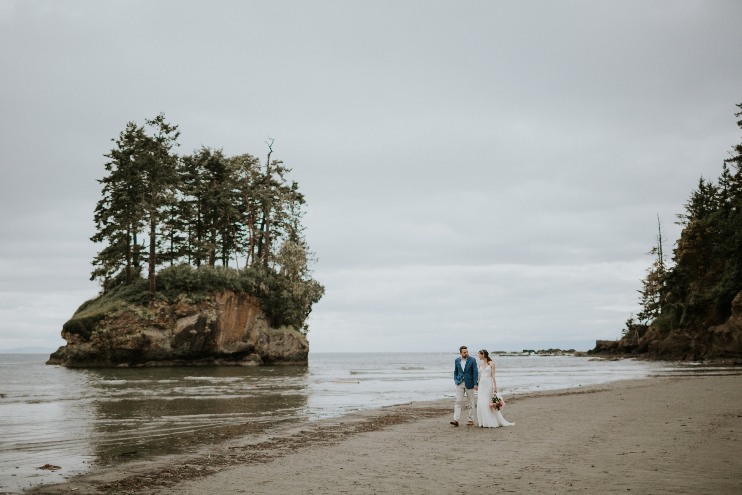 PNW-elopement-wedding-engagement-olympic national park-port angeles-hurricane ridge-lake crescent-kayla dawn photography- photographer-photography-kayladawnphoto-296.jpg