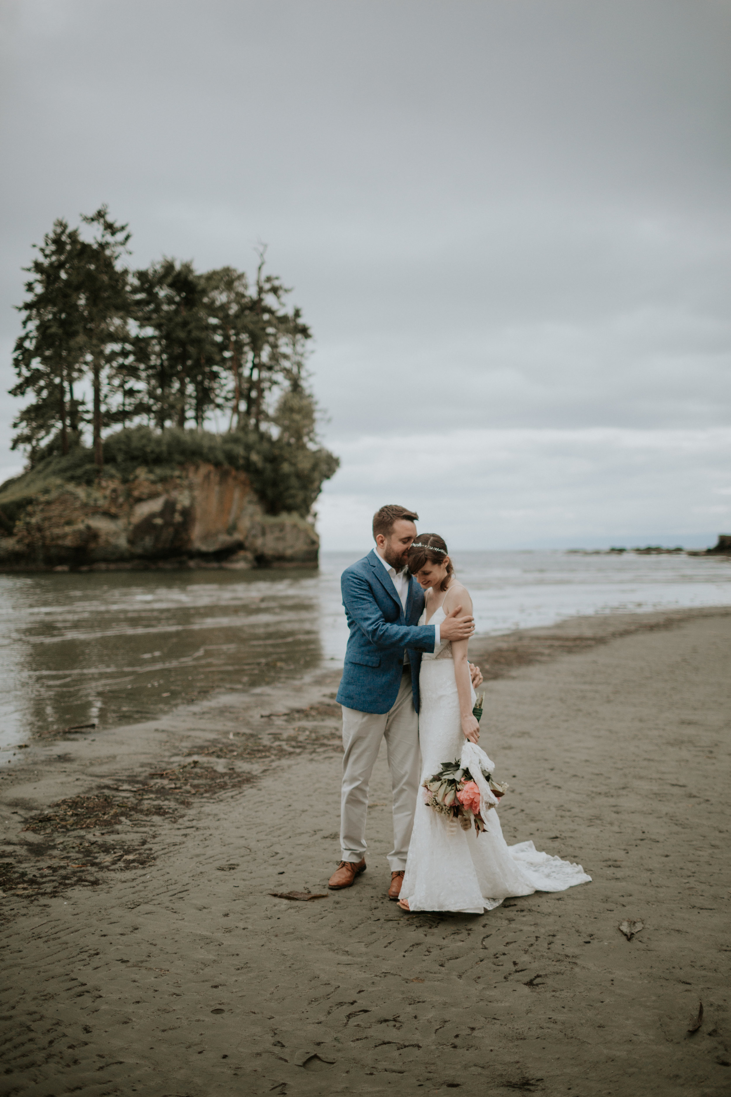 PNW-elopement-wedding-engagement-olympic national park-port angeles-hurricane ridge-lake crescent-kayla dawn photography- photographer-photography-kayladawnphoto-299.jpg