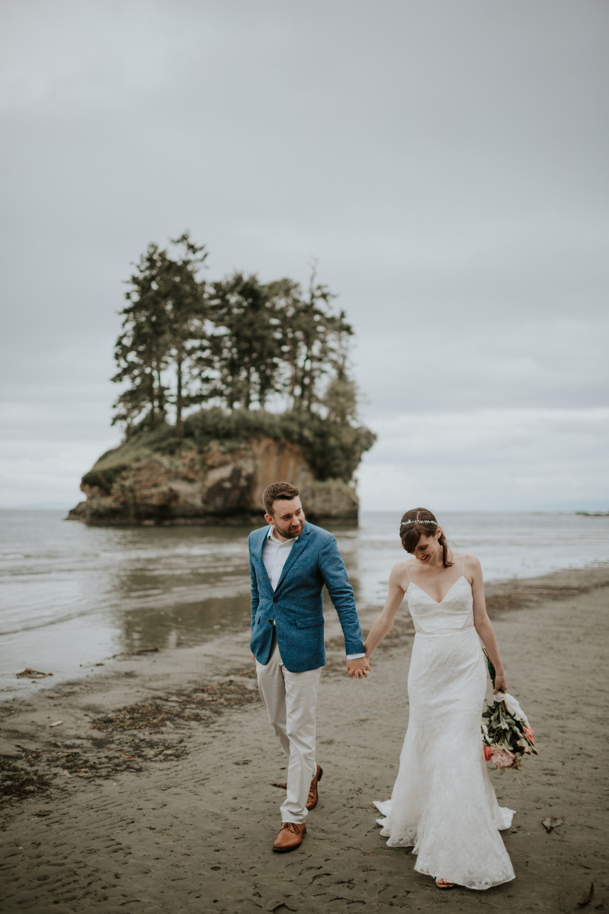 PNW-elopement-wedding-engagement-olympic national park-port angeles-hurricane ridge-lake crescent-kayla dawn photography- photographer-photography-kayladawnphoto-300.jpg
