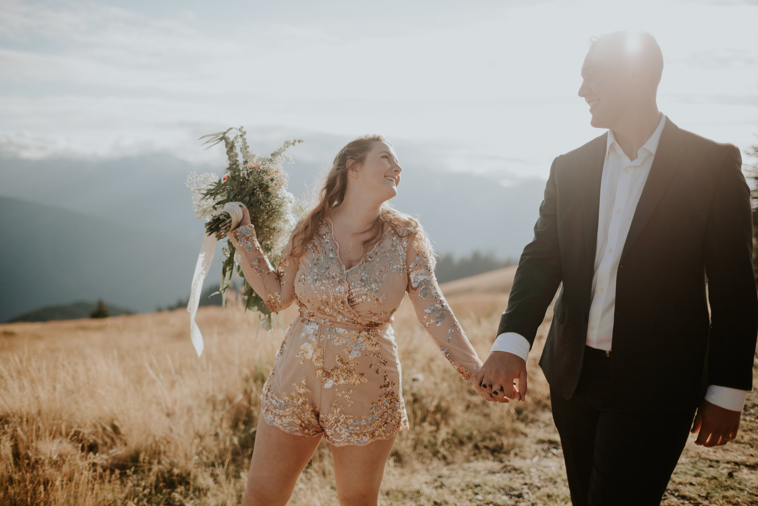 Port Angeles-Portrait-Photographer-PNW-Photography-Anniversary-elopement-kayladawnphoto-kayla dawn photography-Hurricane Ridge-Olympic Peninsula Photographer-7.jpg