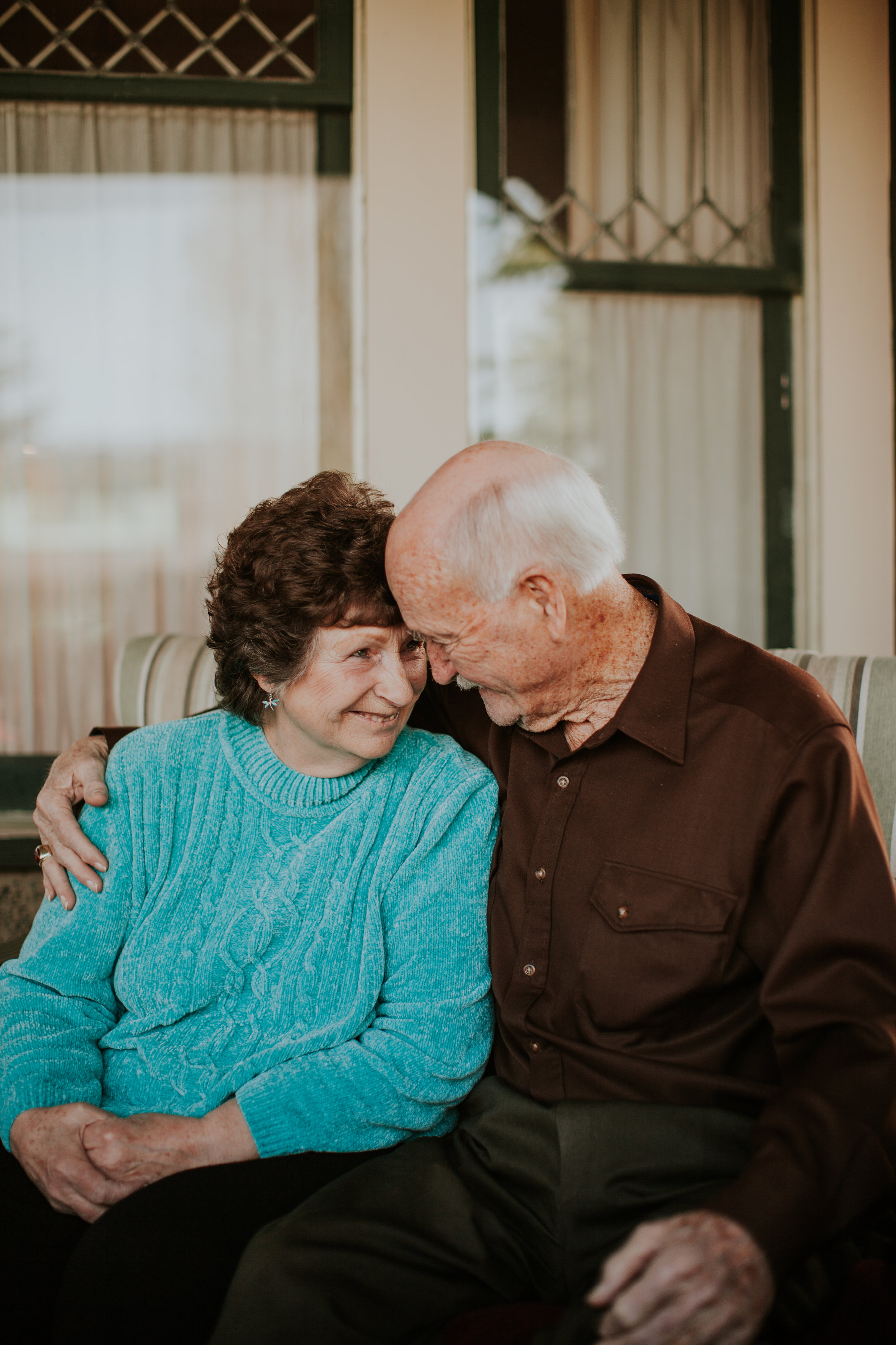 Olympic-Peninsula-PNW-portrait-lifestyle-photographer-in-home-session-Port-Angeles-Clallam-County-Wedding-Photography-kayla-dawn-photo-seniors-romantic-52.jpg