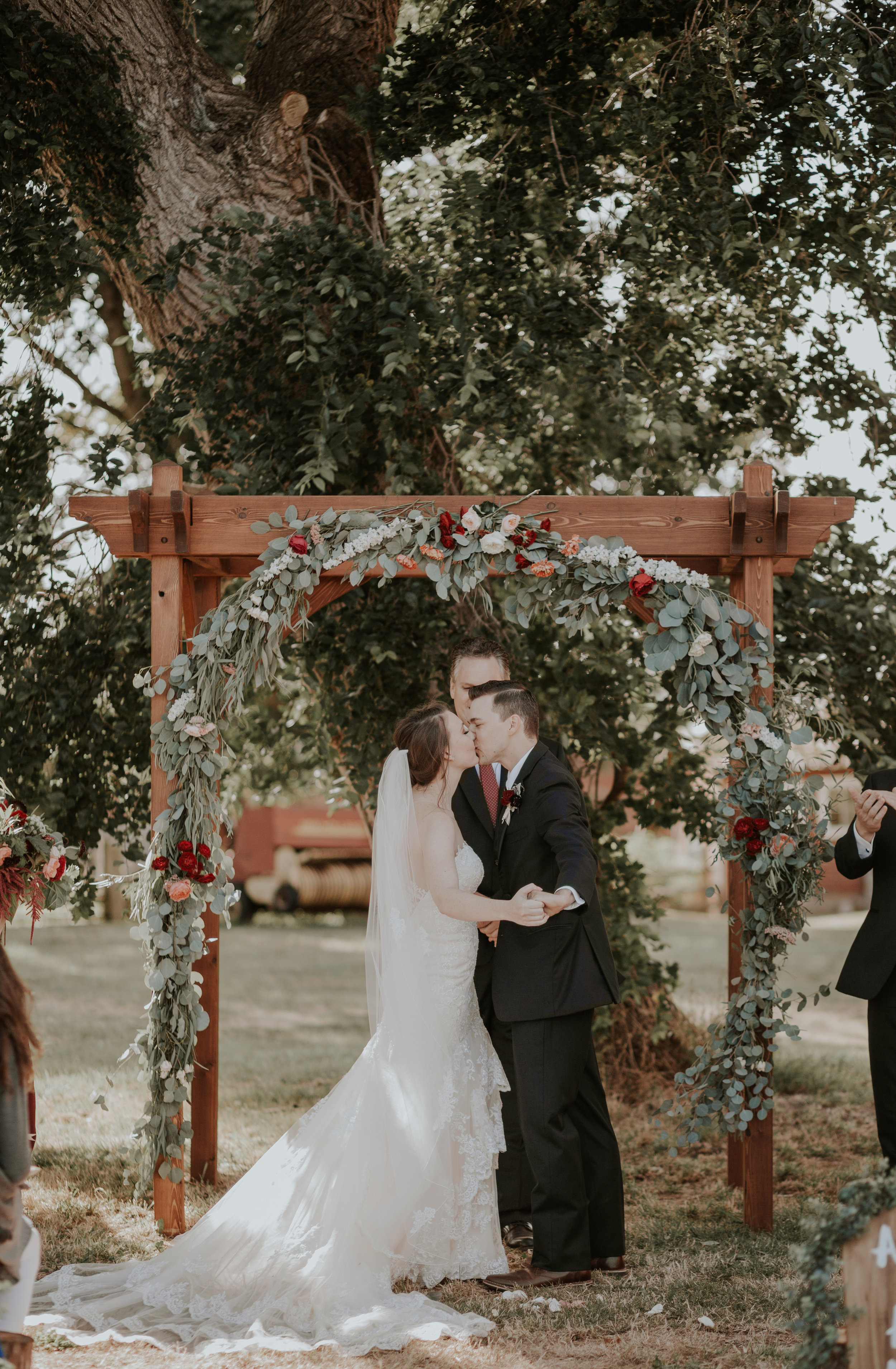 Olympic-Peninsula-PNW-wedding-engagement-photographer-Eberle-Barn-Sequim-Washington-Portrait-kayladawnphoto-20.jpg