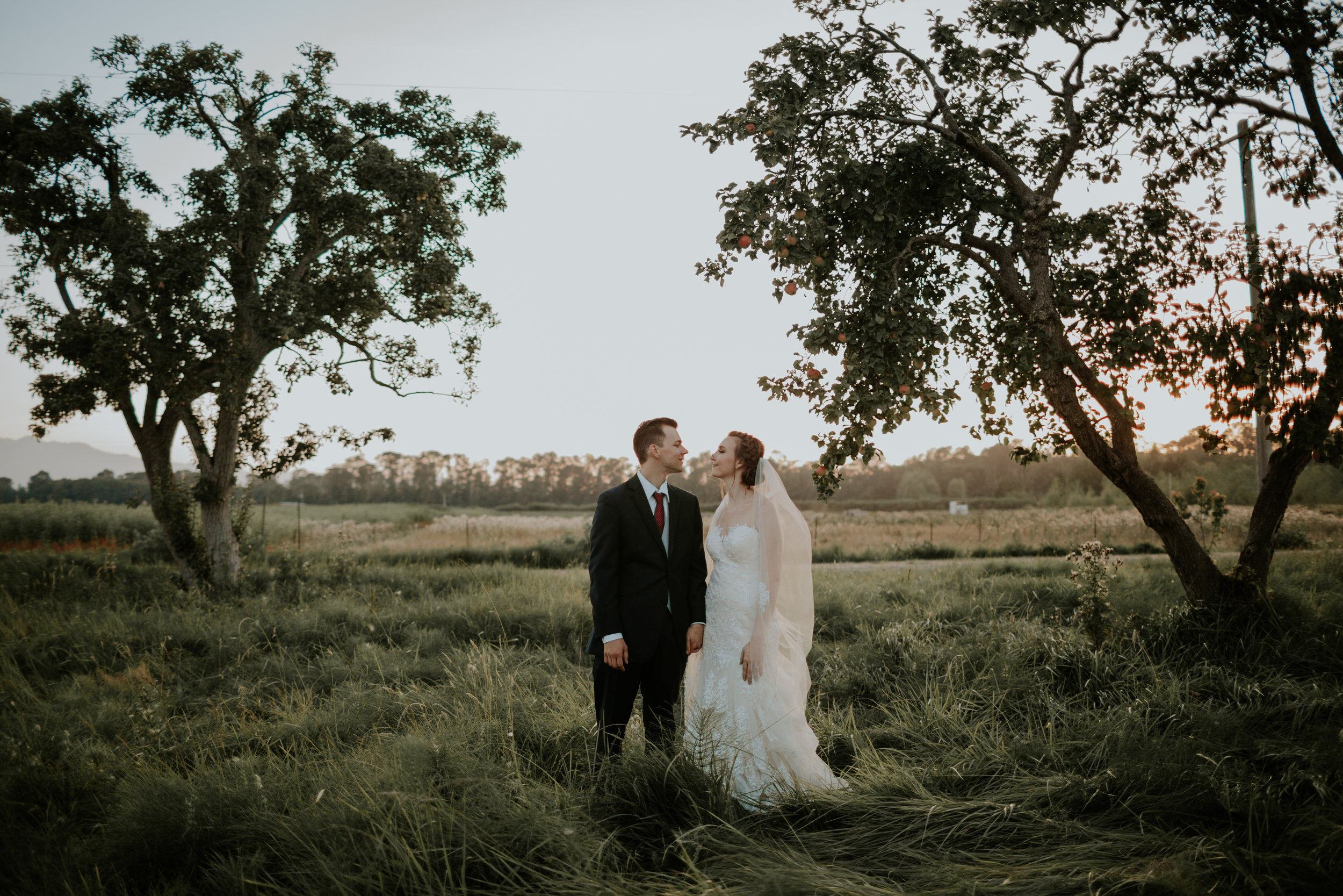 Olympic-Peninsula-PNW-wedding-engagement-photographer-Eberle-Barn-Sequim-Washington-Portrait-kayladawnphoto-116.jpg