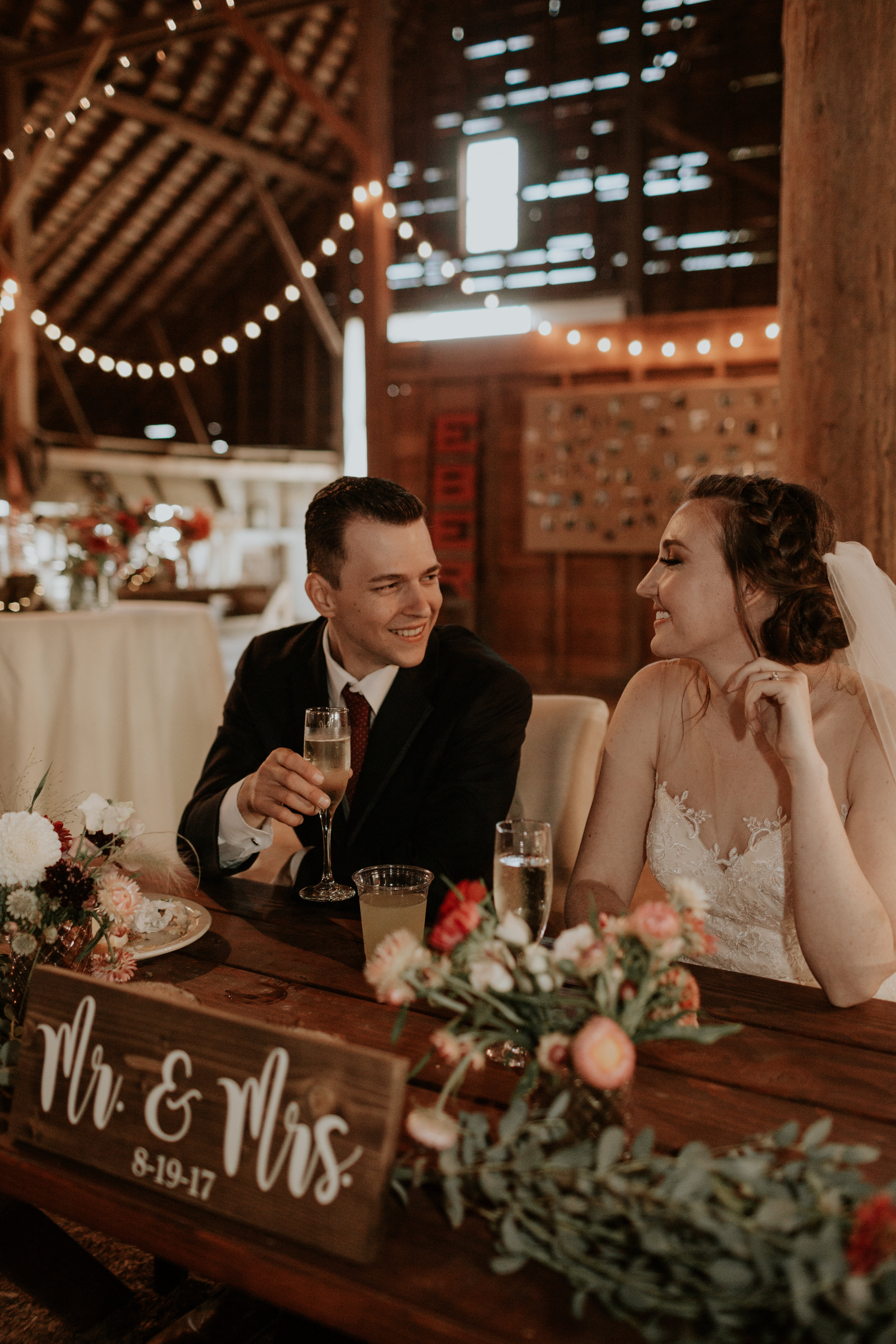 Olympic-Peninsula-PNW-wedding-engagement-photographer-Eberle-Barn-Sequim-Washington-Portrait-kayladawnphoto-163.jpg