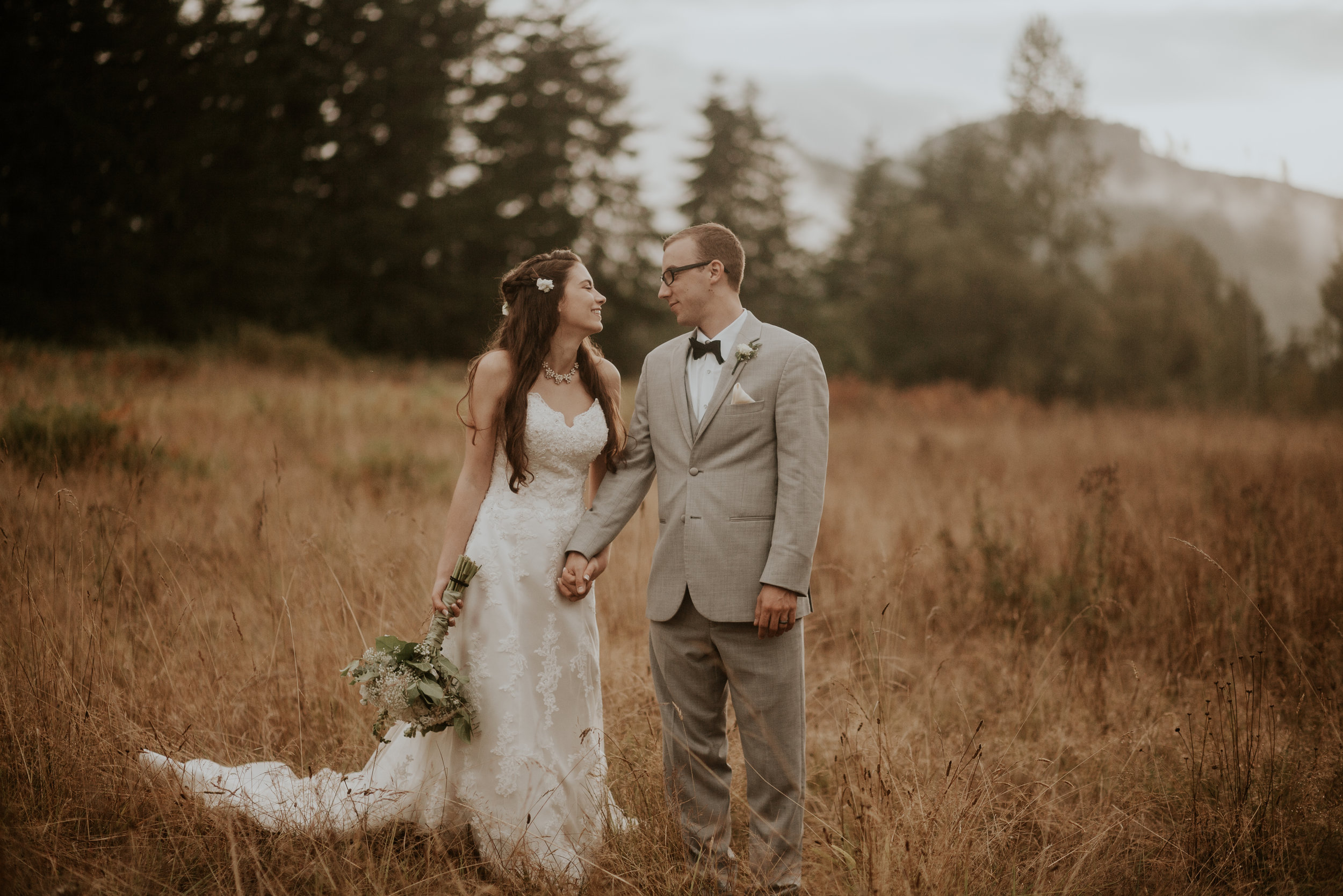 Port-Angeles-elopement-wedding-pnw-olympic-peninsula-photographer-portrait-kayladawnphoto-kayla-dawn-photography-olympic-national-park-107.jpg