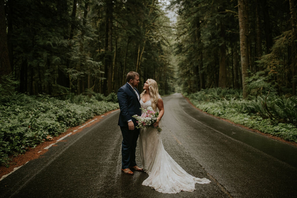 port-angeles-elopement-photographer-kayladawnphoto-kayla-dawn-photography-pnw-lake-crescent-olympic-national-park-51.jpg