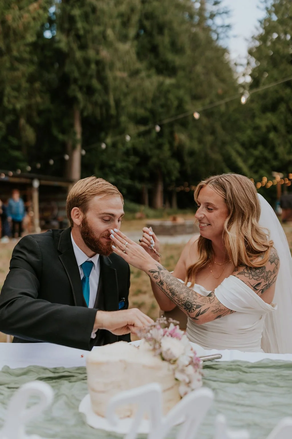 Port-Angeles-backyard-intimate-wedding-olympic-peninsula-portrait-wedding-photogrspher-pnw-sequim-olympic-national-park-elopement-26.jpg