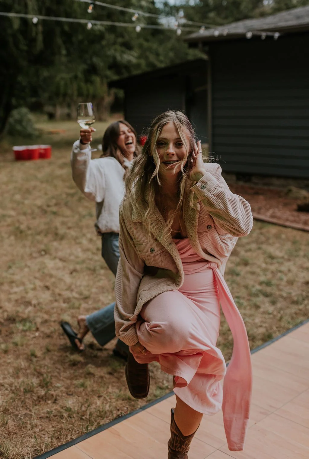Port-Angeles-backyard-intimate-wedding-olympic-peninsula-portrait-wedding-photogrspher-pnw-sequim-olympic-national-park-elopement-29.jpg