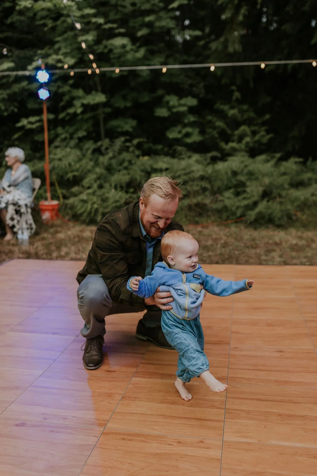 Port-Angeles-backyard-intimate-wedding-olympic-peninsula-portrait-wedding-photogrspher-pnw-sequim-olympic-national-park-elopement-36.jpg