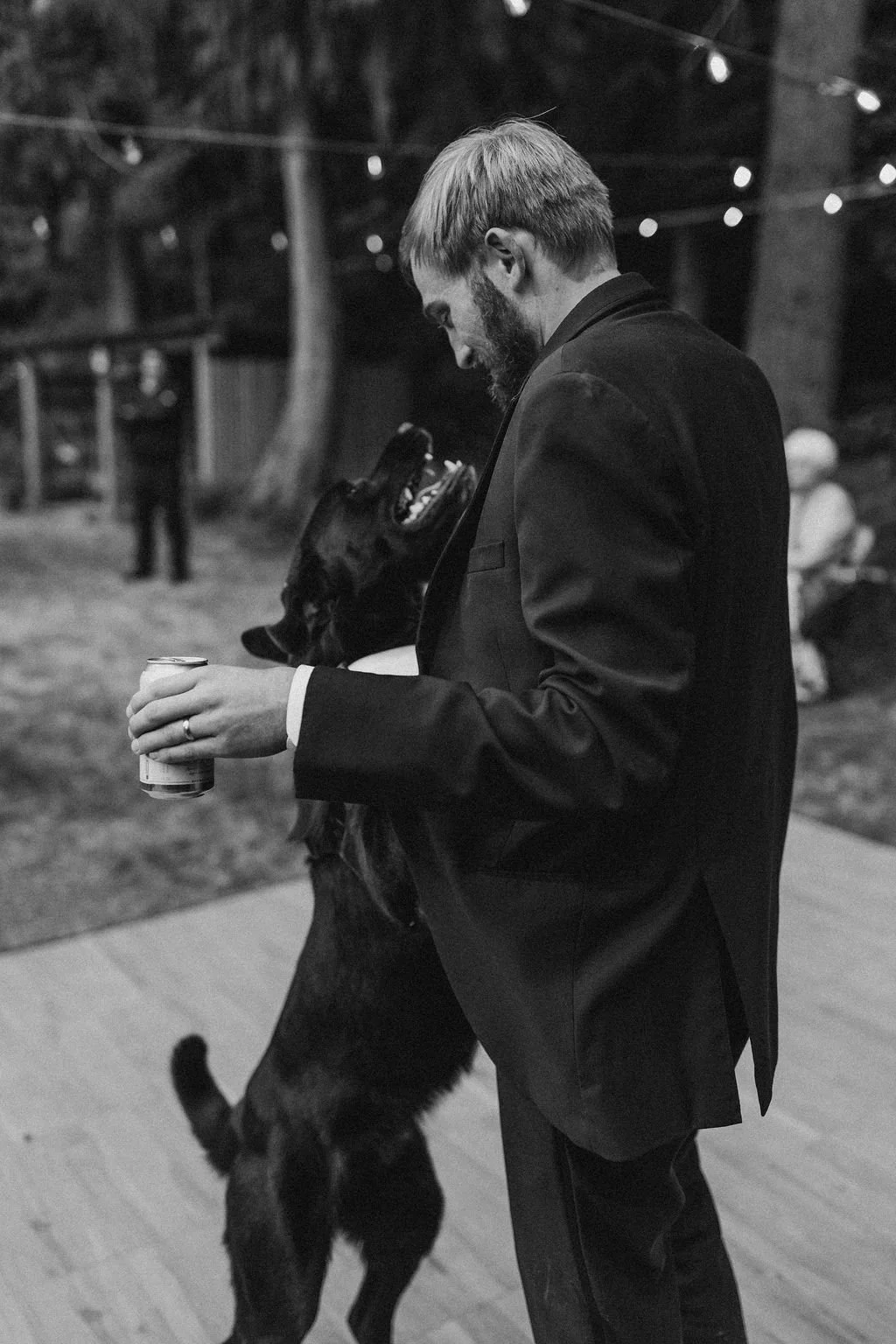 Port-Angeles-backyard-intimate-wedding-olympic-peninsula-portrait-wedding-photogrspher-pnw-sequim-olympic-national-park-elopement-41.jpg