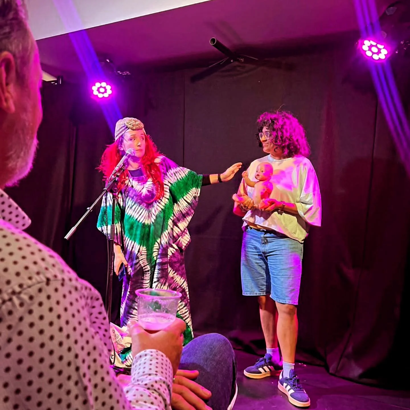 🔥Few pics of pals + the show + summer fun @edfringe @gildedballoon