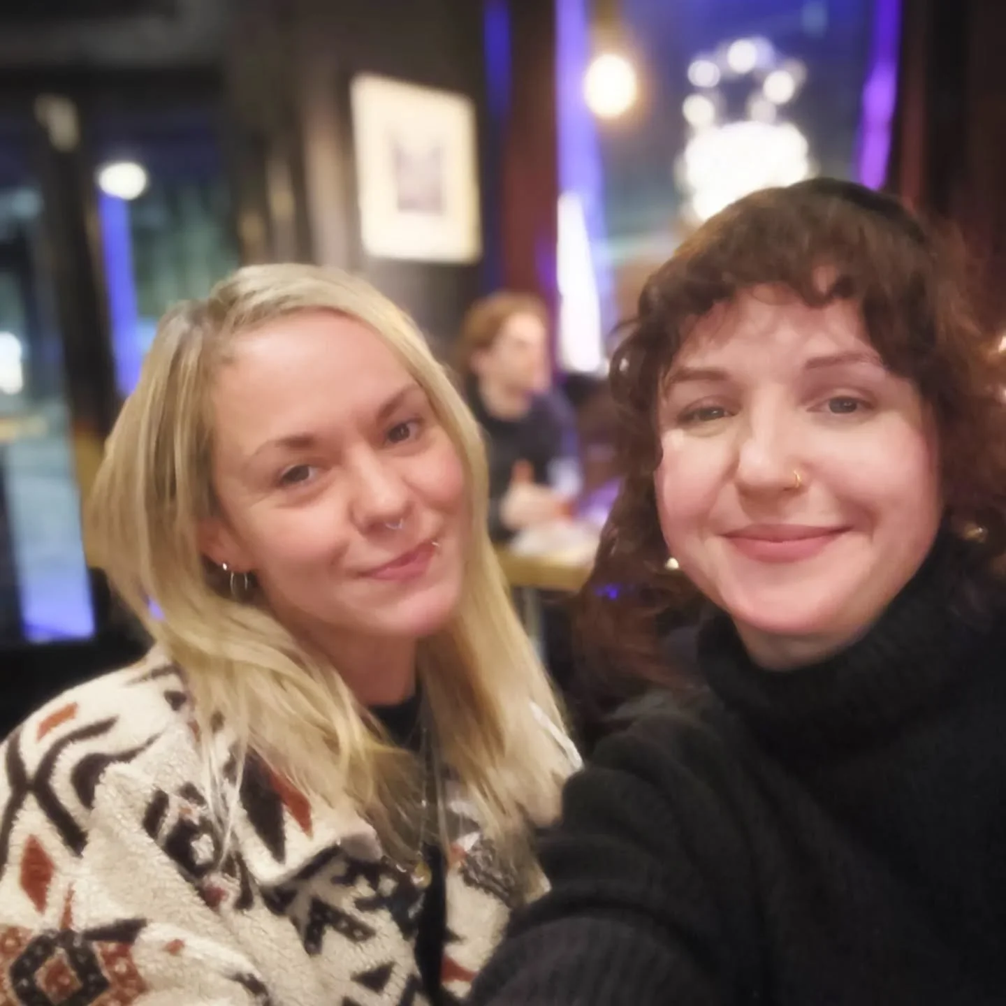 Few fave moments catching up with pals + family over the winter....
Got illl a few times, missed a good few things, lost other phone, usual smattering of chaos at times ...
But thanks you lovely folk, it's been beautiful, 
Santa has been a legend and