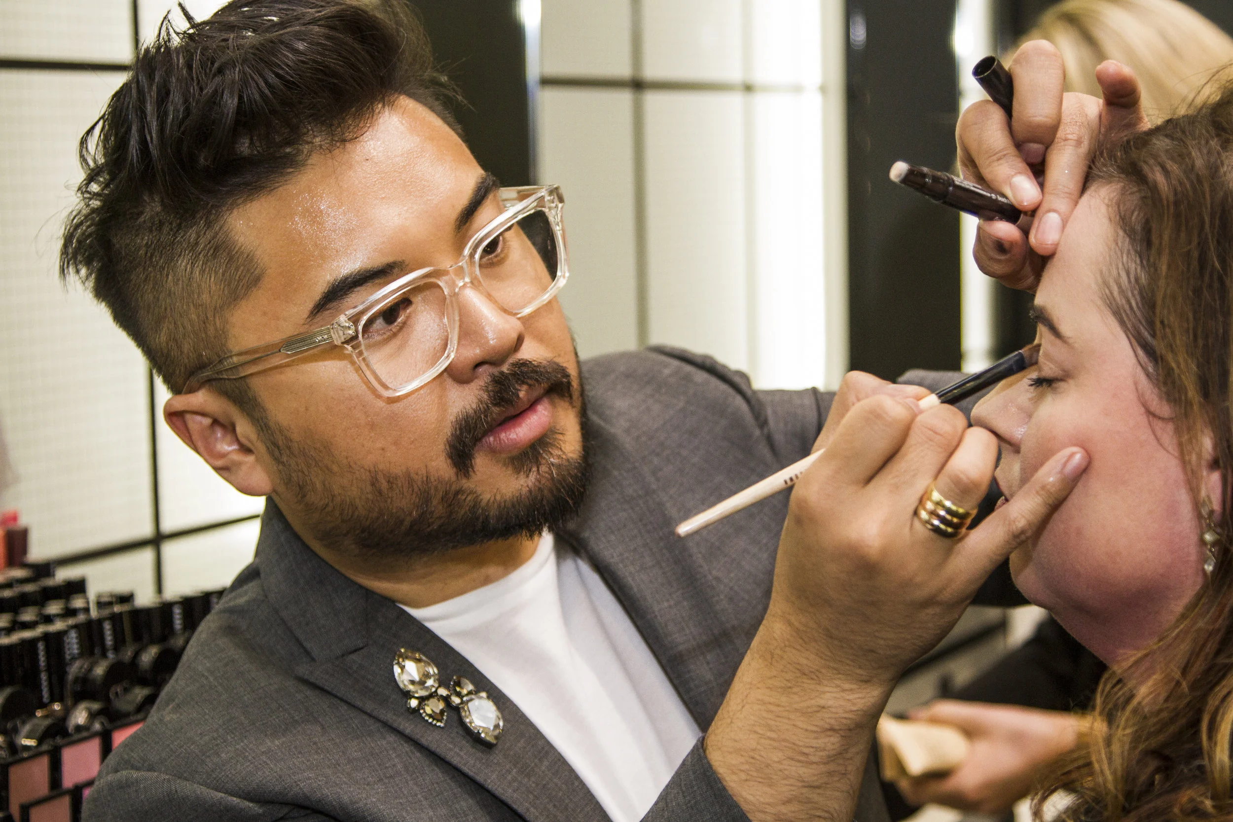Blog | Bobbi Brown Pro Team Artist instore