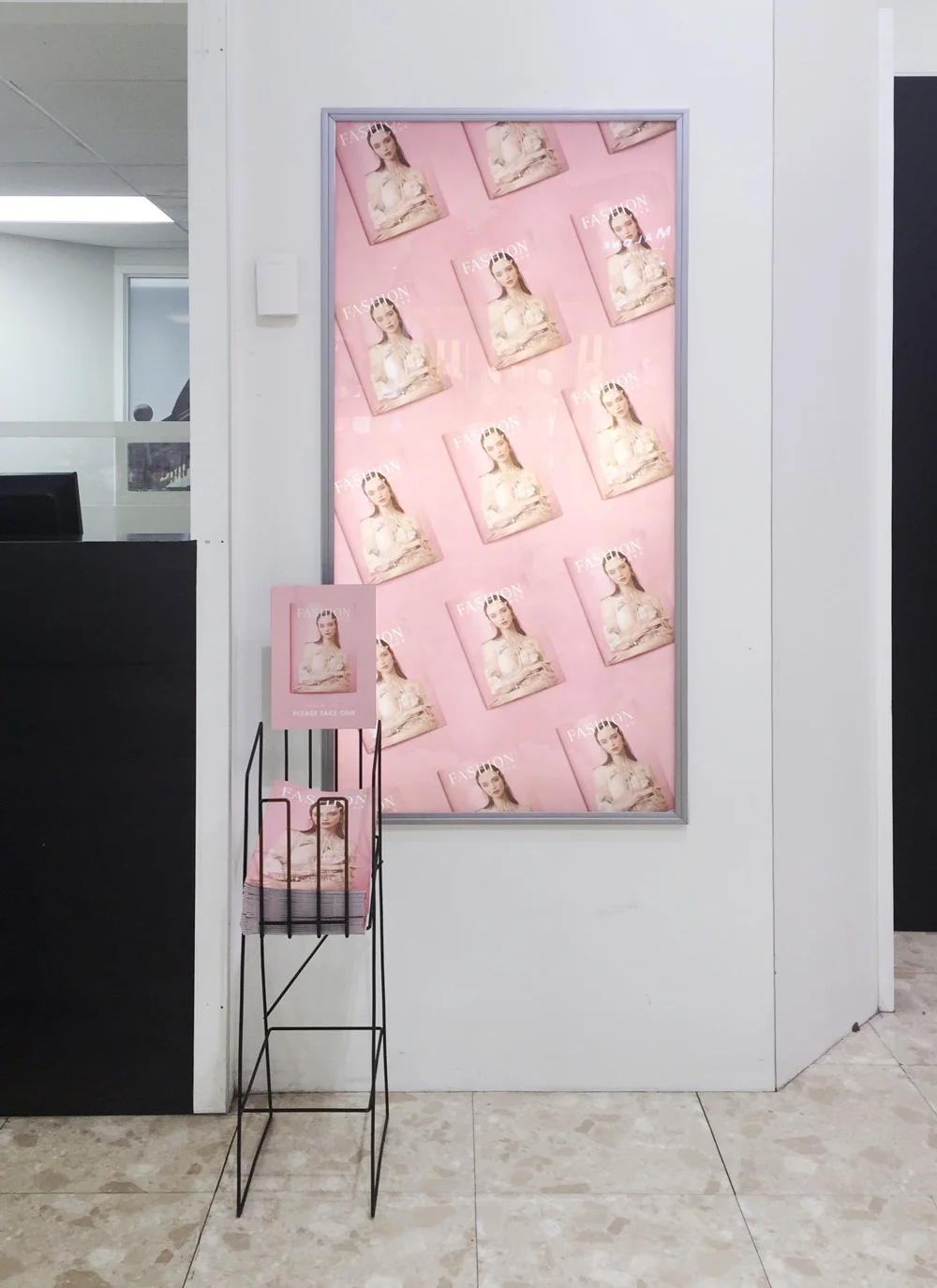 FS.SS17 | LIGHTBOX AND STAND