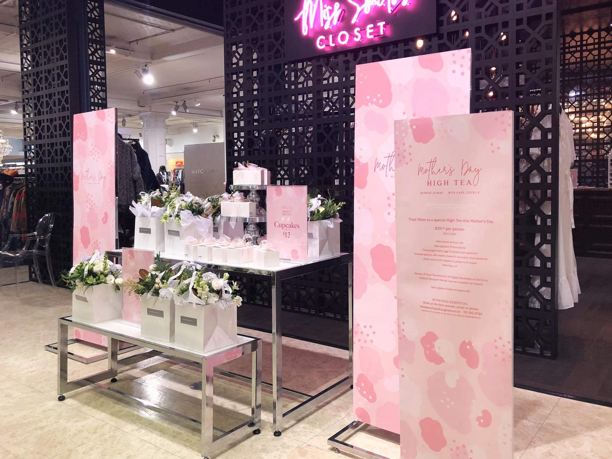 Instore Outpost | Top of escalators level one