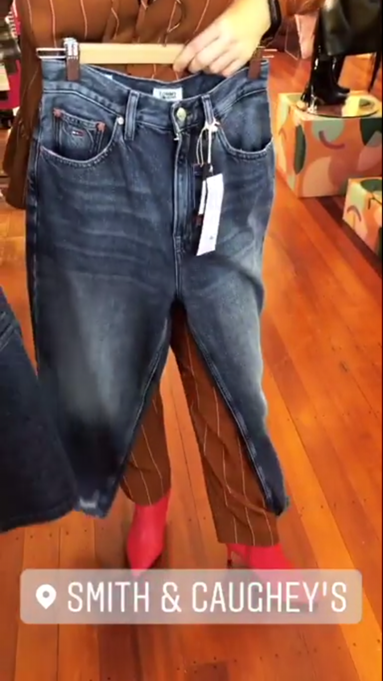 FRAME 6 | NOTE Screenshot of video