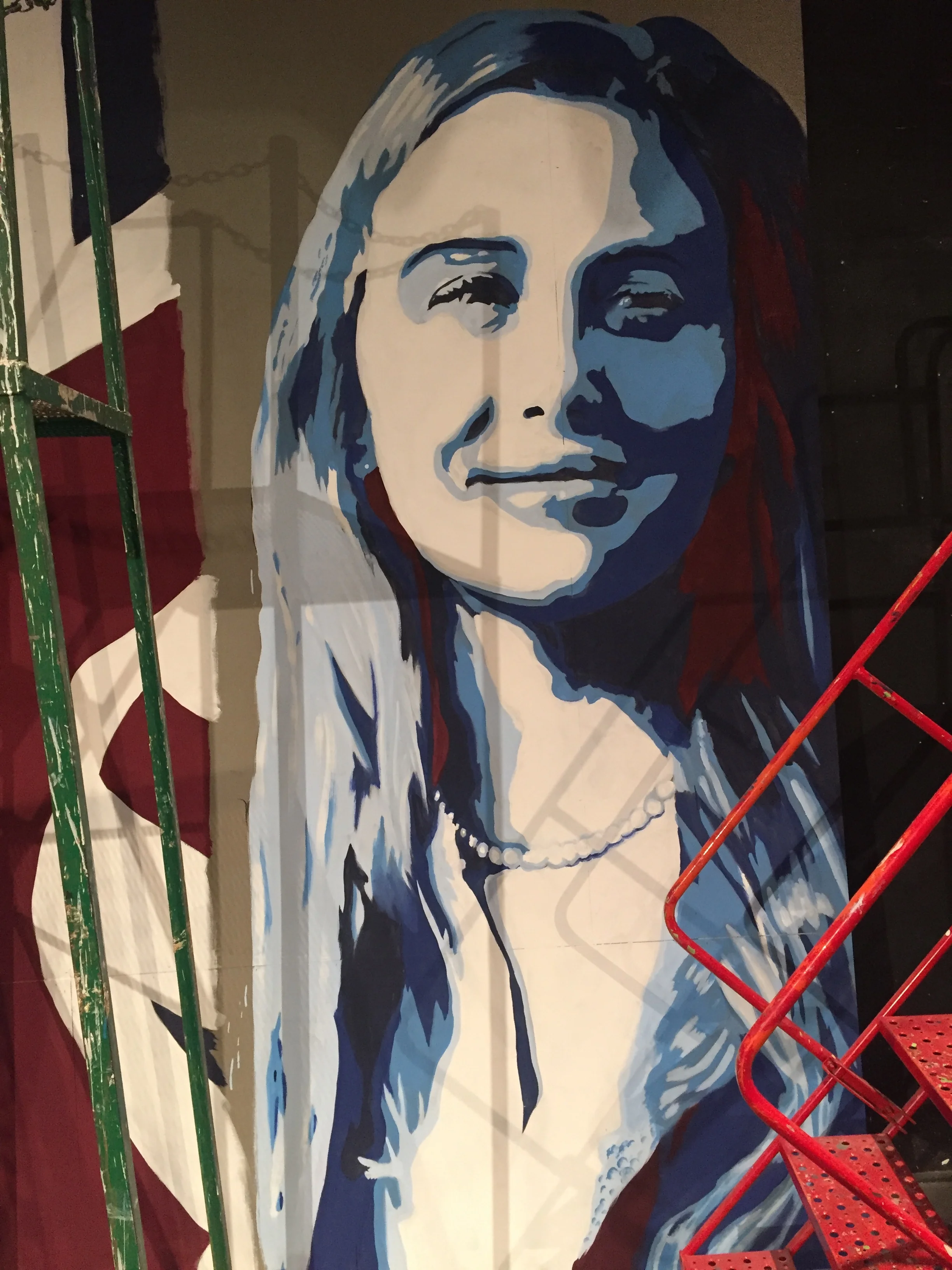 Mary Stuart- Queen Elizabeth 1, 6'x3'.JPG