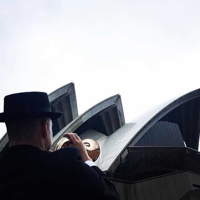 Let's blow the roof off this joint 😉 .
.
.
#weddinginspo #trumpet #blowofftheroof #gigwithaview #livemusic #weddigband #corporateband #sydneyband #blacktieevent #events #operahouse #sydneyharbour