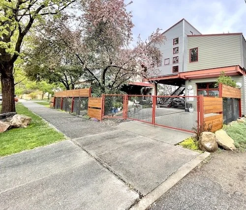  04-    REBUILD/REMODEL/RESELL   