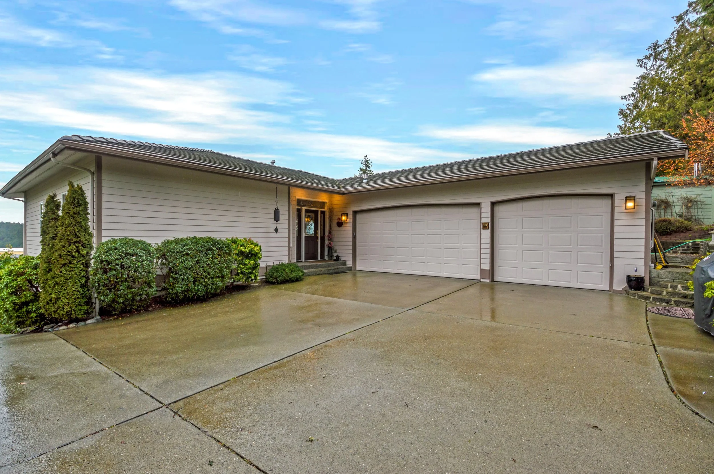Driveway 2.jpg